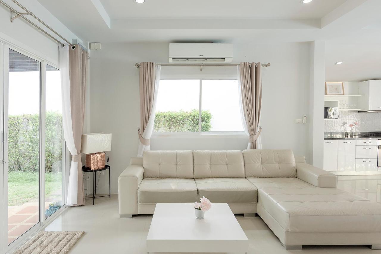 Baan Promphun Pool Villa By Bv Si Sunthon Eksteriør billede